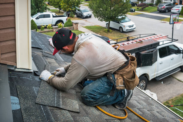 Professional Roof Installation technician working in Palisades Park, NJ